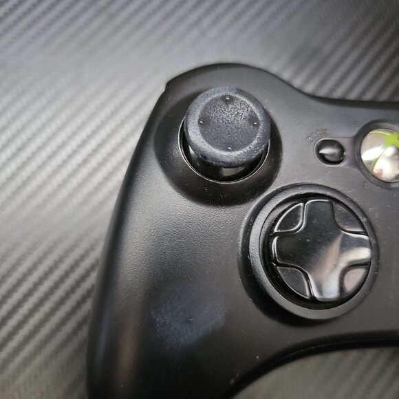 Microsoft Xbox 360 Wireless Gaming Controller - Black (Model 1403) - Untested - Picture 2 of 9